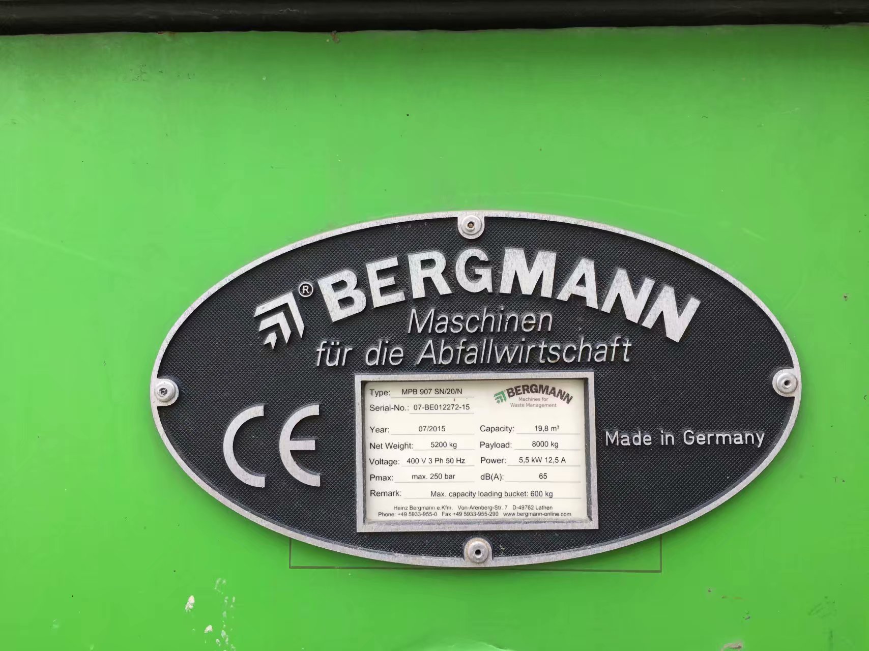 ¹ BERGMANN  